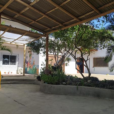Hosteria Del Puerto Puerto López Exterior foto
